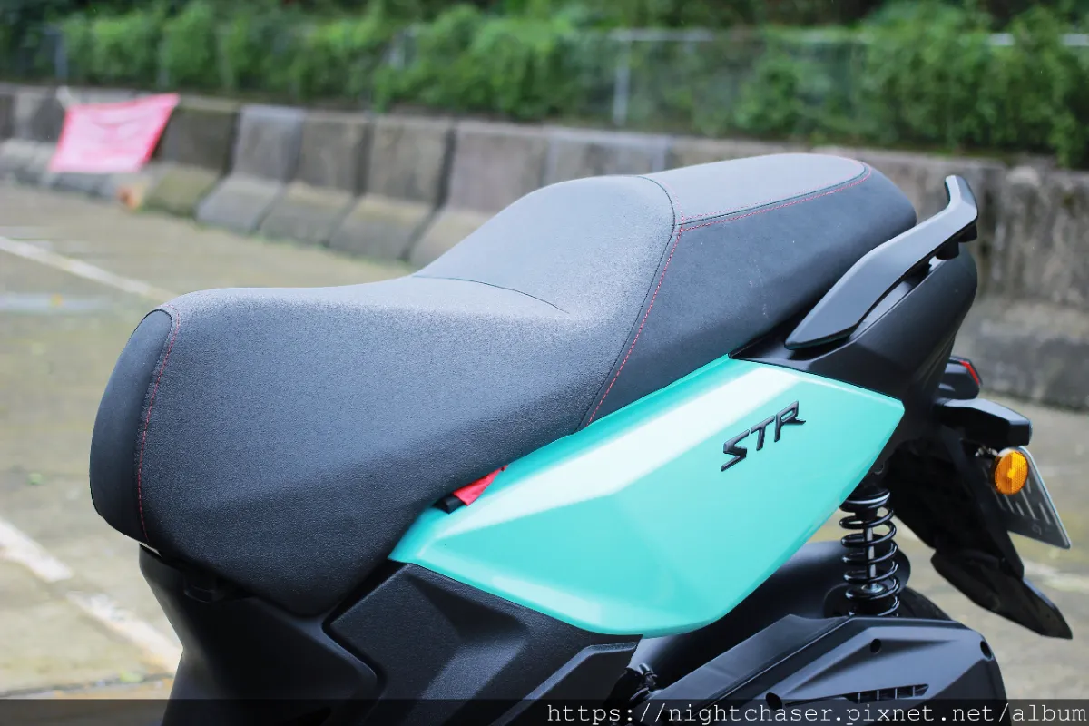 ［圖多］宏佳騰試乘心得｜白牌機車之王 STR250 評價 ：